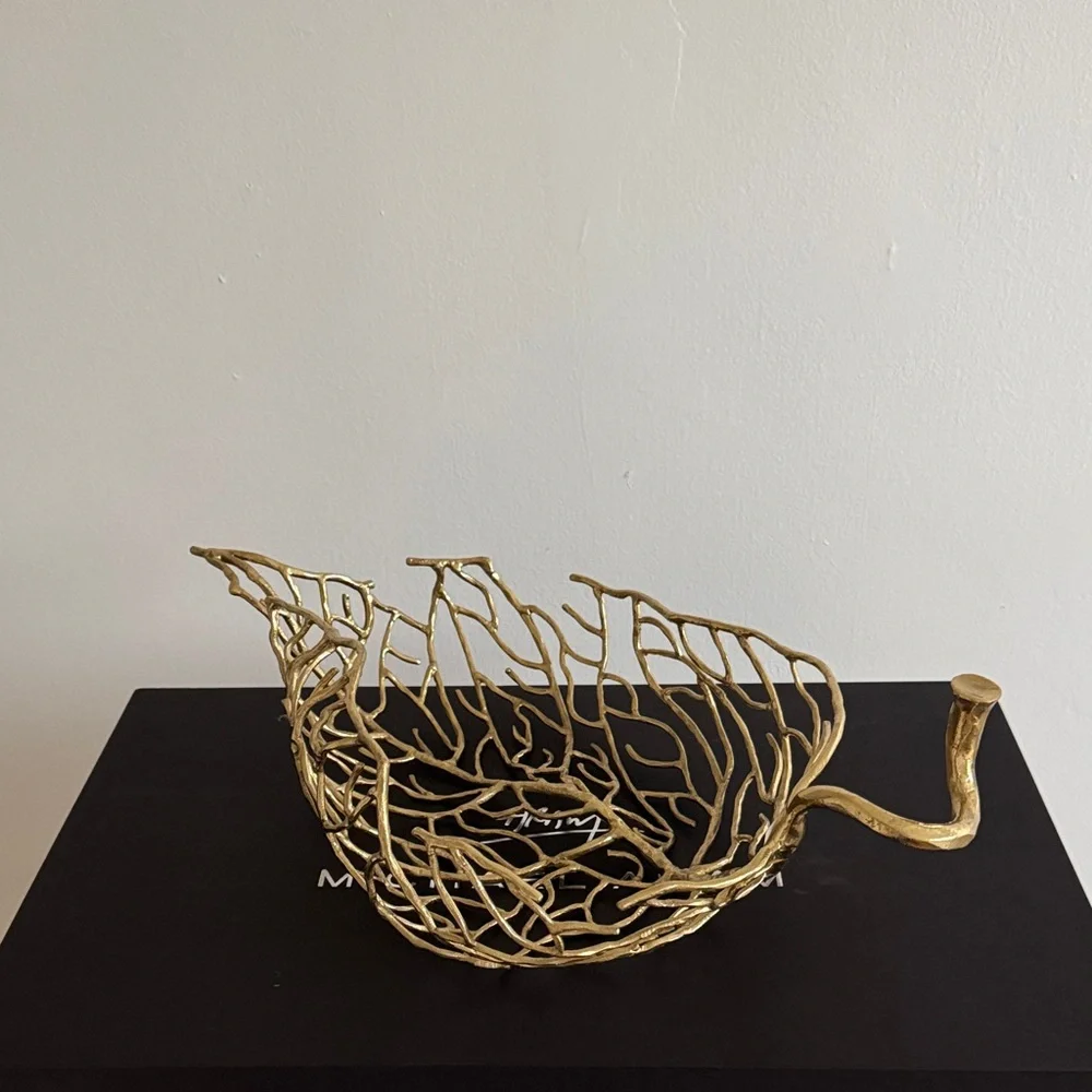 Michael Aram Autumn Leaf Design Vase - Picture 2 of 10